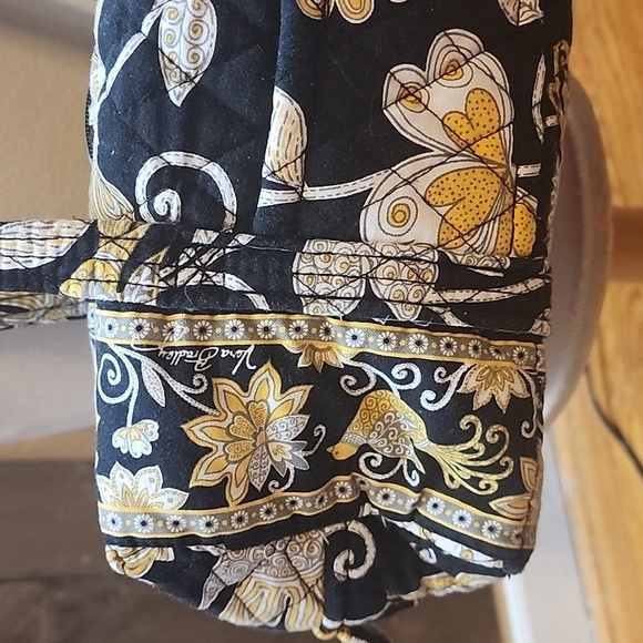 Vera Bradley Black and Yellow Floral Women's Bag - Picture 2 of 6